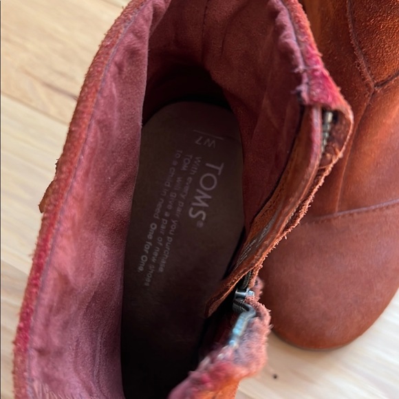 Toms heals size 7 - Picture 3 of 3